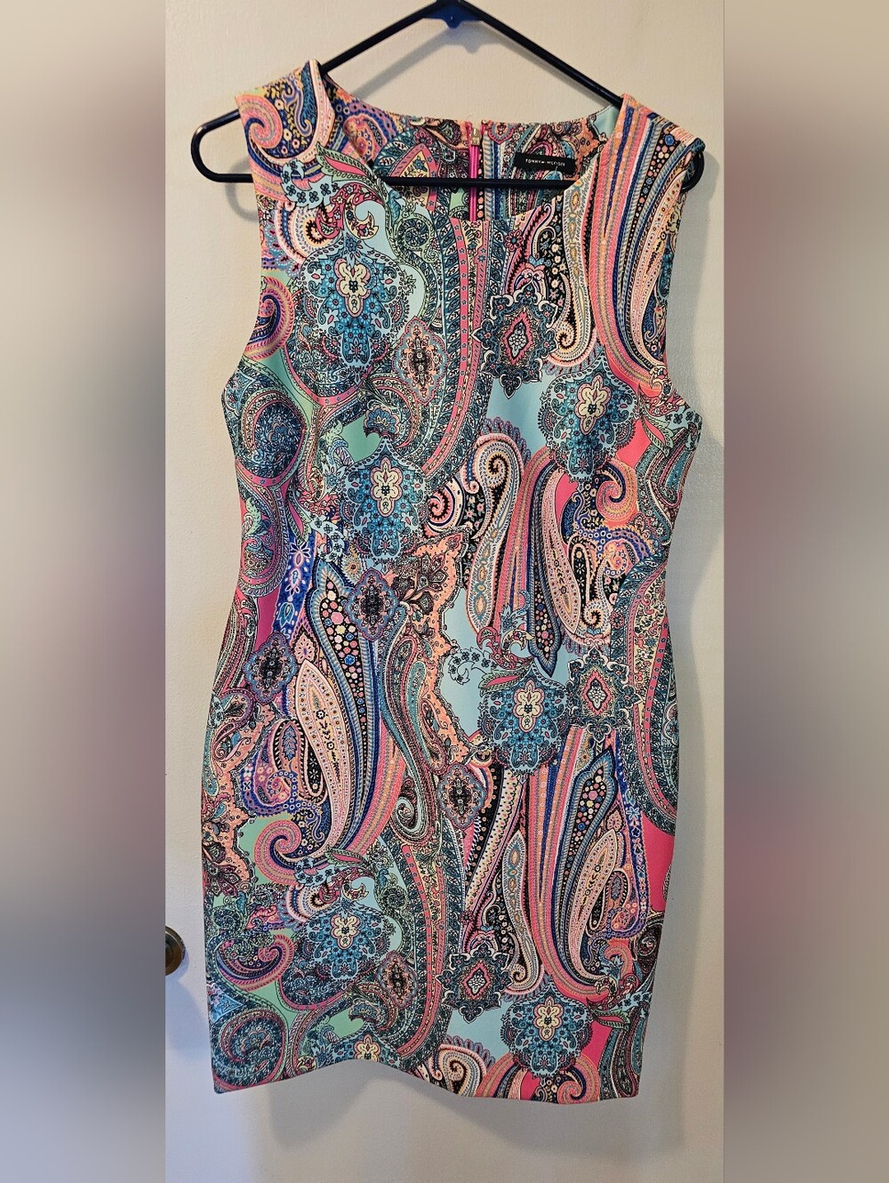 Tommy Hilfiger Women's Paisley Print Colorful Dress Sleeveless Size 10 EUC